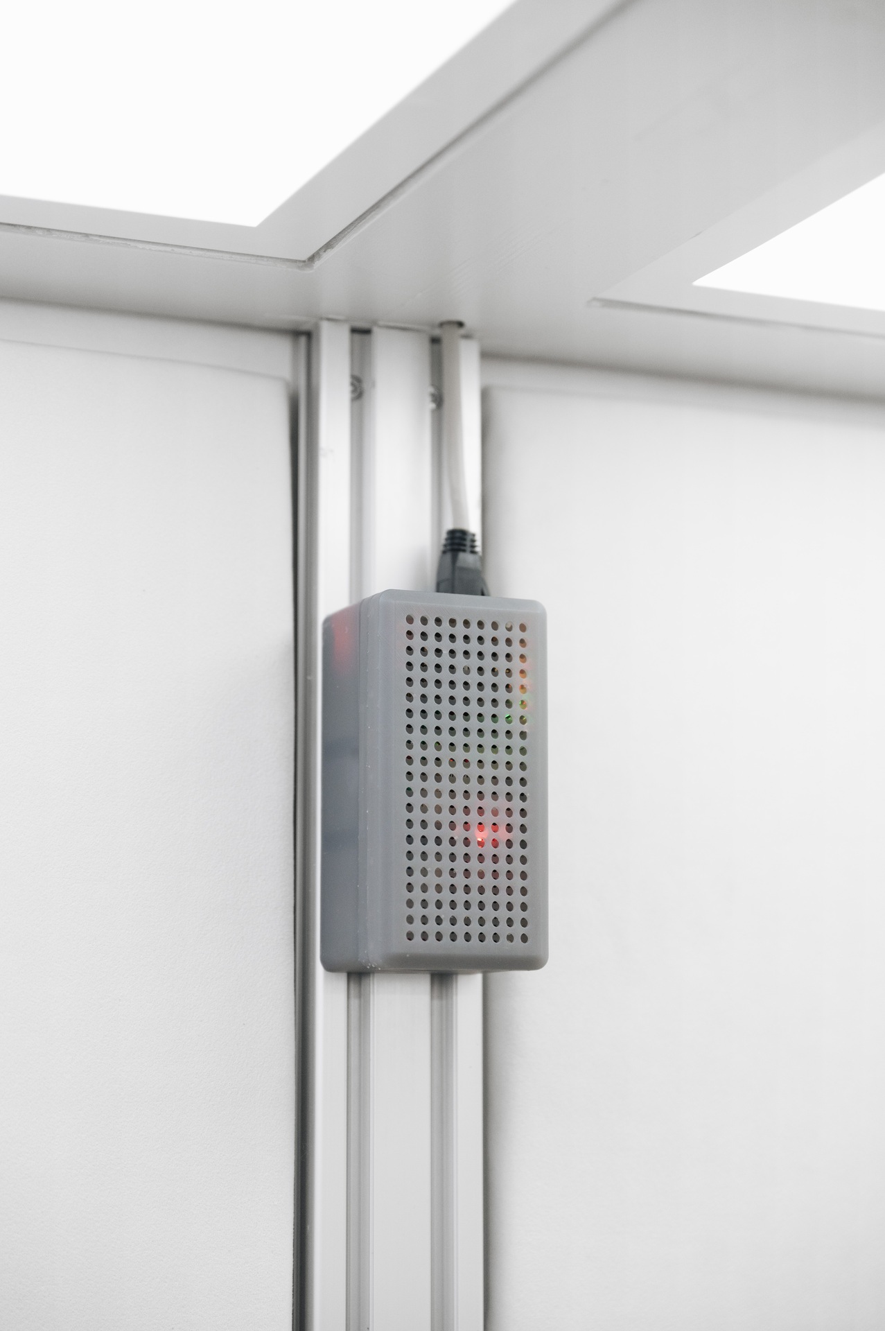 Photo of a Raven sensor pack