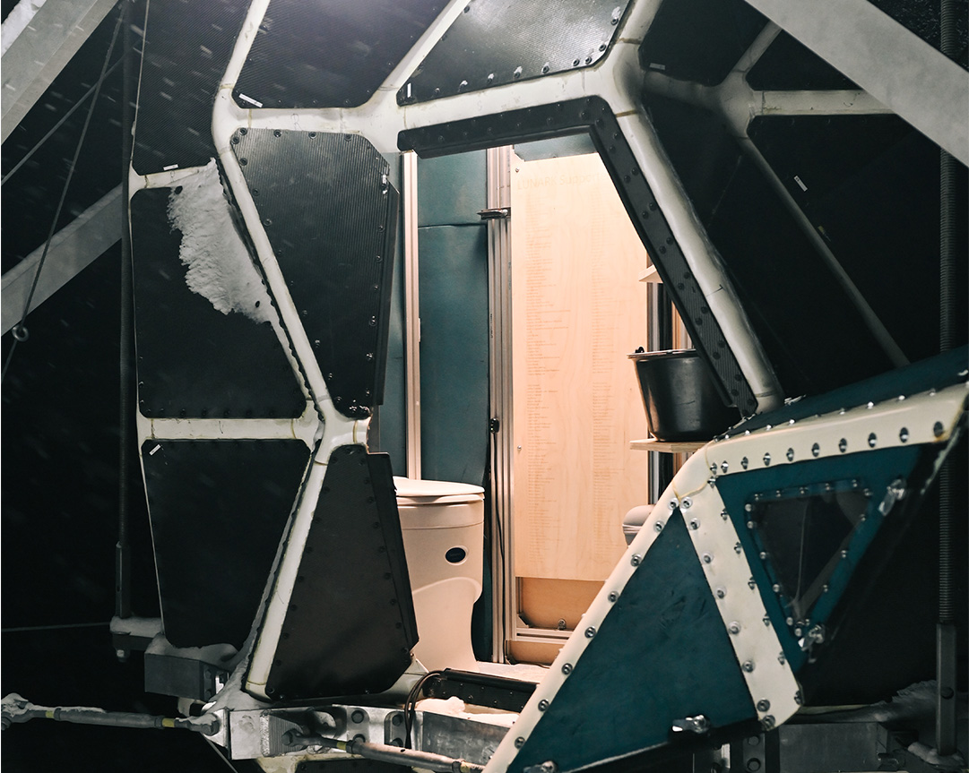 The airlock’s main functionality is too keep the pressure or heat inside the habitat, it also doubled as toilet / wet room