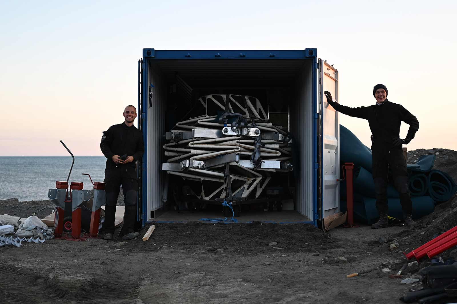 Large flood-lights lights up the hab